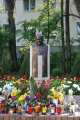Pomnik Jana Pawła II przy kościele salezjanów
